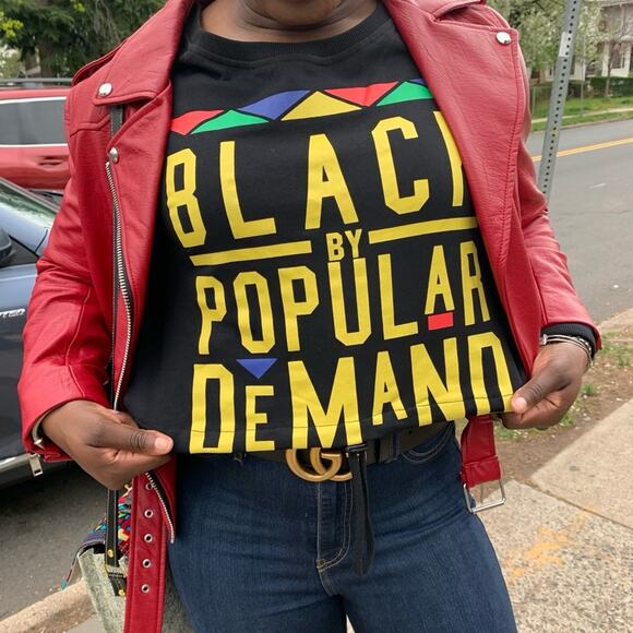 Back by popular demand crop sweater - Picture 2 of 11